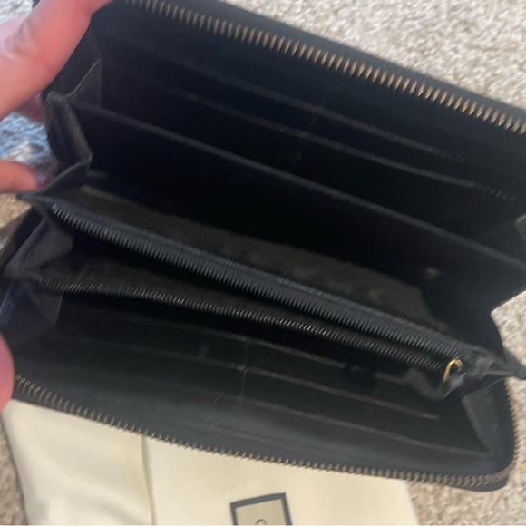 Gucci GG Marmont Matlasse Chevon Pearl Apollo Zip Black Wallet - Picture 7 of 9